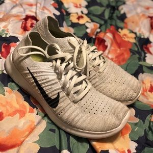Nike Free Run Flyknit 2017 sz 8